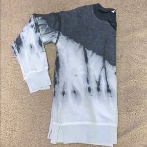 Sweatshirt/pull over